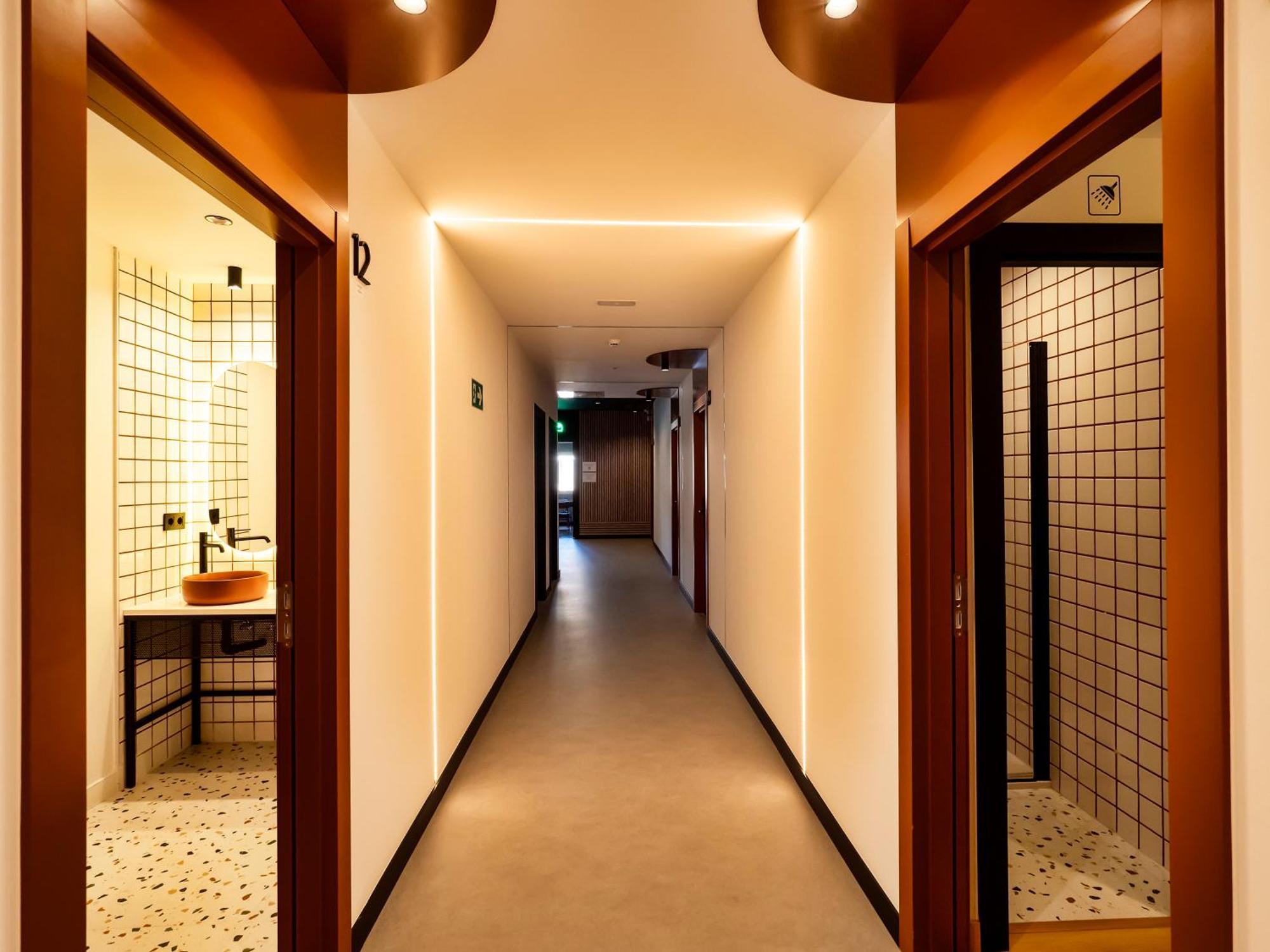 Wonder Hostel Toledo Exteriör bild